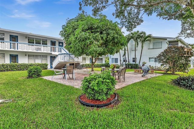 160 Markham H 160, Deerfield Beach, FL 33442