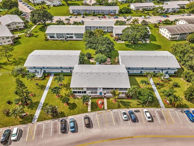 160 Markham H 160, Deerfield Beach, FL 33442