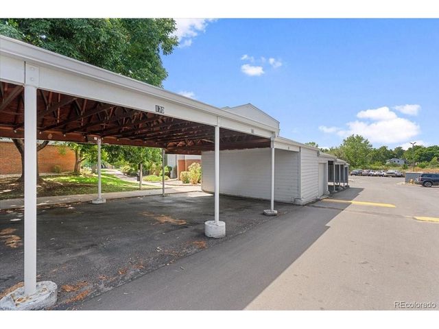 3121 S Tamarac Dr 302H, Denver, CO 80231