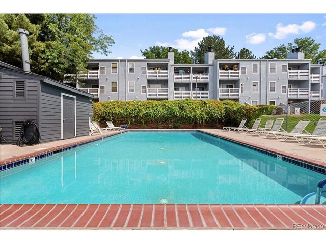 3121 S Tamarac Dr 302H, Denver, CO 80231