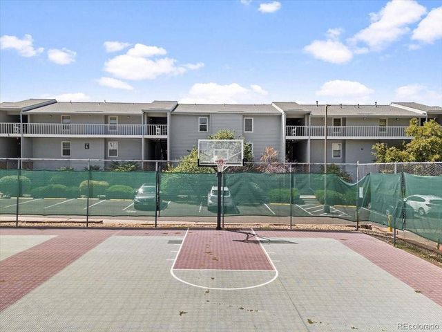 3121 S Tamarac Dr 302H, Denver, CO 80231