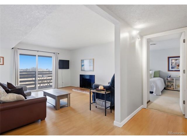 3121 S Tamarac Dr 302H, Denver, CO 80231