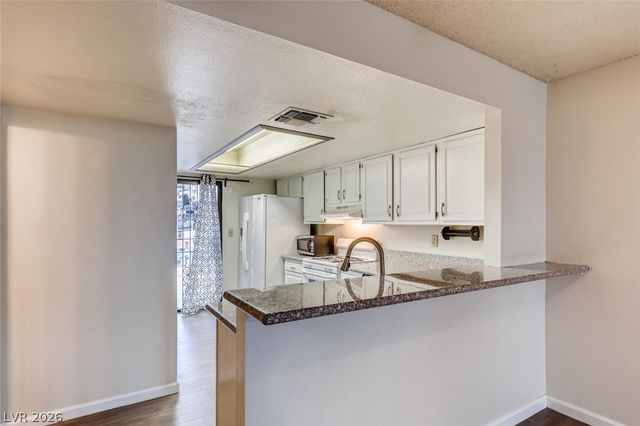 6506 Ironbark Lane, Las Vegas, NV 89107