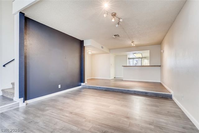 6506 Ironbark Lane, Las Vegas, NV 89107