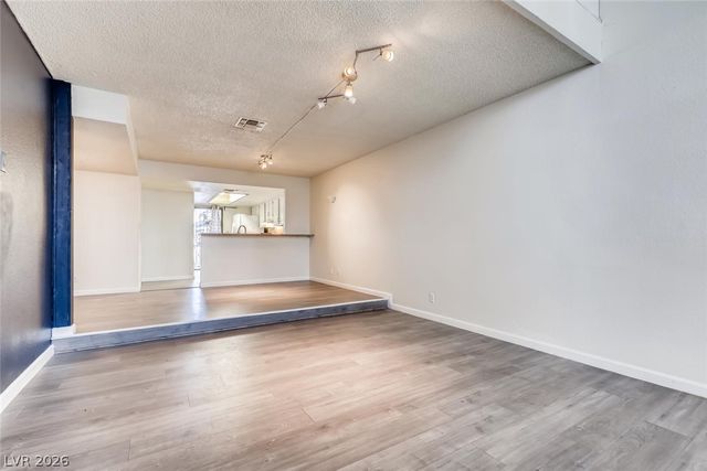 6506 Ironbark Lane, Las Vegas, NV 89107