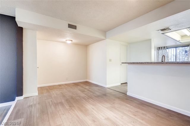 6506 Ironbark Lane, Las Vegas, NV 89107