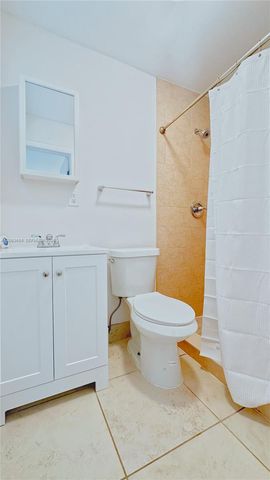 286 NW 39th Street 288, Miami, FL 33127
