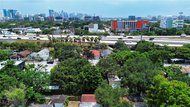 286 NW 39th Street 288, Miami, FL 33127