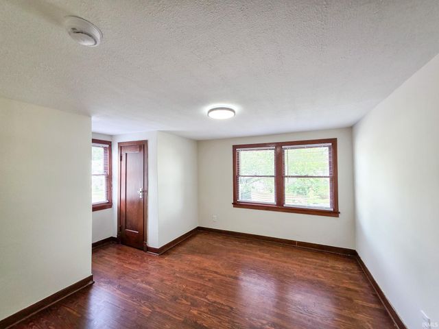 109 N Indiana Avenue, Goshen, IN 46526