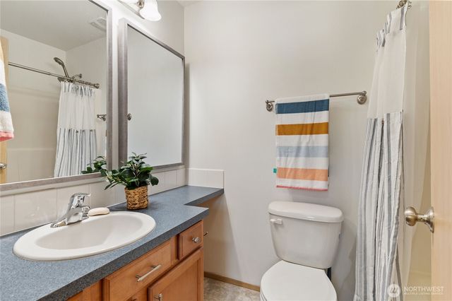 263 NE Max William Loop, Poulsbo, WA 98370