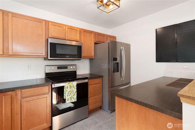 263 NE Max William Loop, Poulsbo, WA 98370
