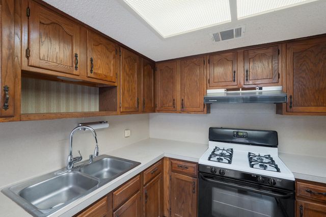 1094 Verbena DR 1474, Austin, TX 78750