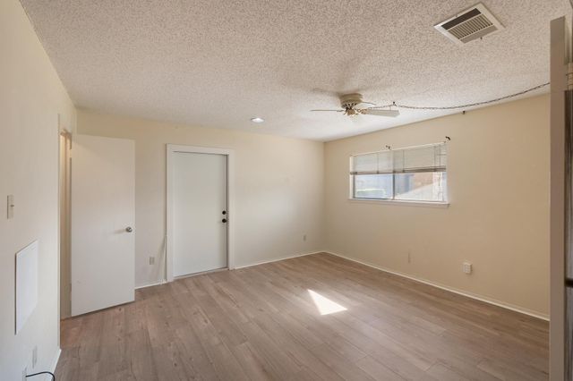 1094 Verbena DR 1474, Austin, TX 78750