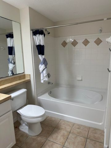 9857 Baywinds Drive 9212, West Palm Beach, FL 33411