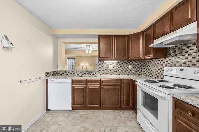 10894 OLDE WOODS WAY, Columbia, MD 21044