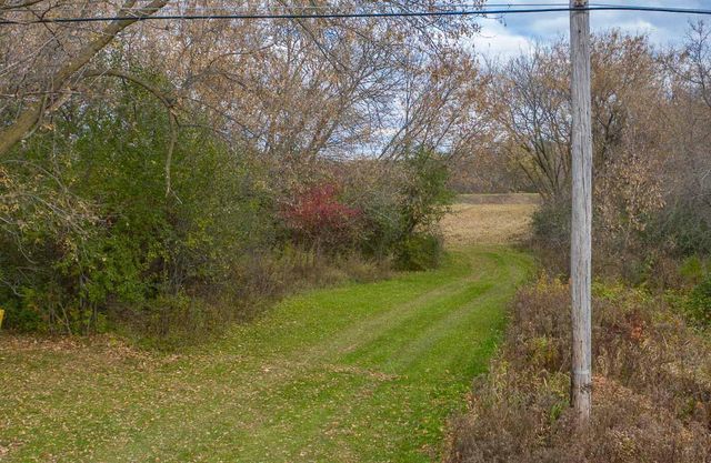 Lt1 SLEEPY HOLLOW ROAD, West Bend, WI 53090