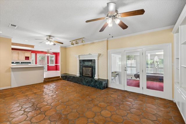 4204 Biscayne Drive, Haltom City, TX 76117