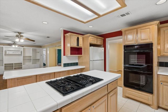 4204 Biscayne Drive, Haltom City, TX 76117