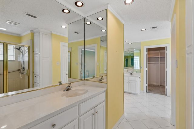 4204 Biscayne Drive, Haltom City, TX 76117