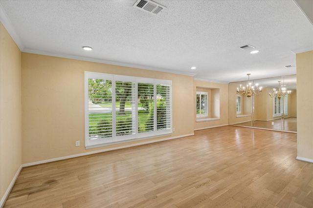 4204 Biscayne Drive, Haltom City, TX 76117