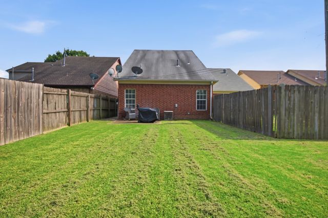 7788 LIPSCOMB DR, Memphis, TN 38125