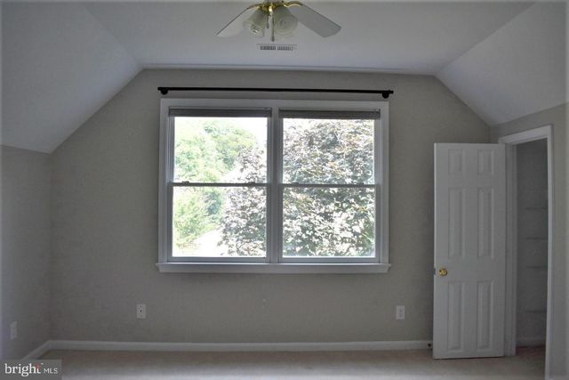 50 LAWHORN RD, Stafford, VA 22554