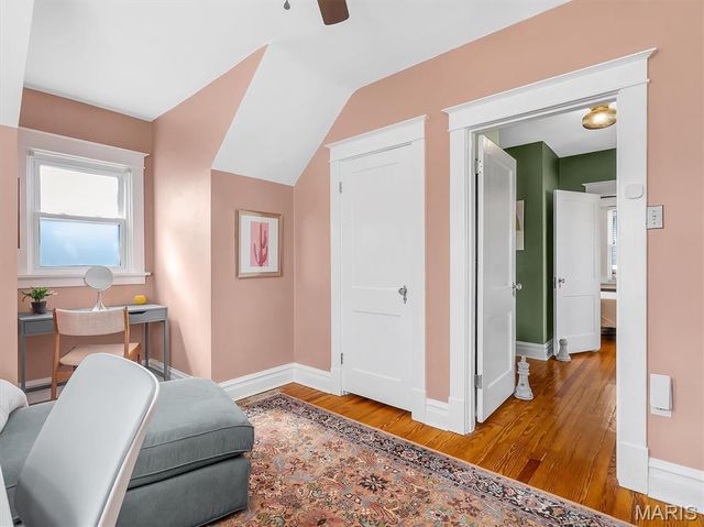 5011 Lindenwood Avenue, St Louis, MO 63109