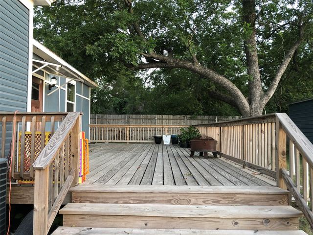 602 S Main Street, Farmersville, TX 75442