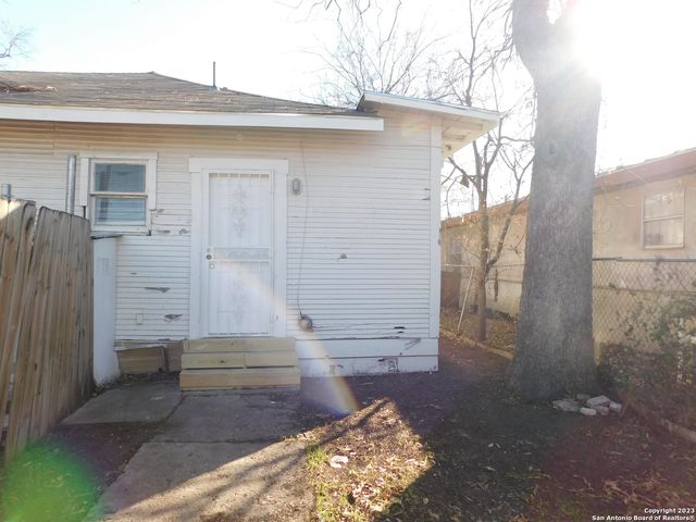 1521 Hays St Unit A, San Antonio, TX 78202