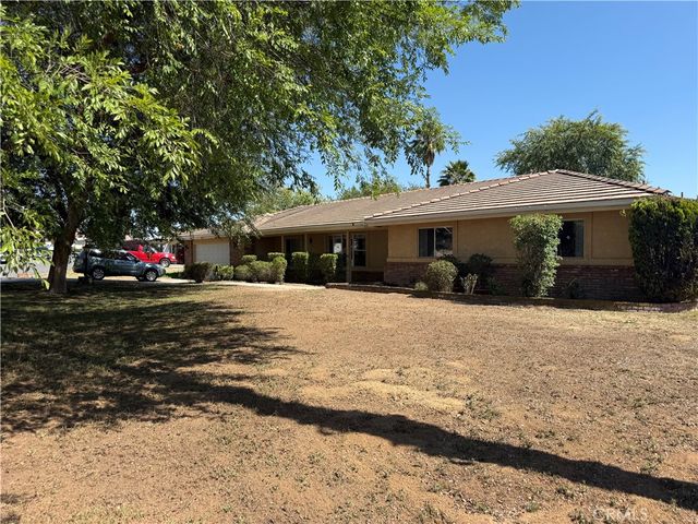 225 Summit View, Calimesa, CA 92320