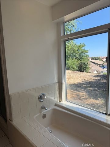 225 Summit View, Calimesa, CA 92320