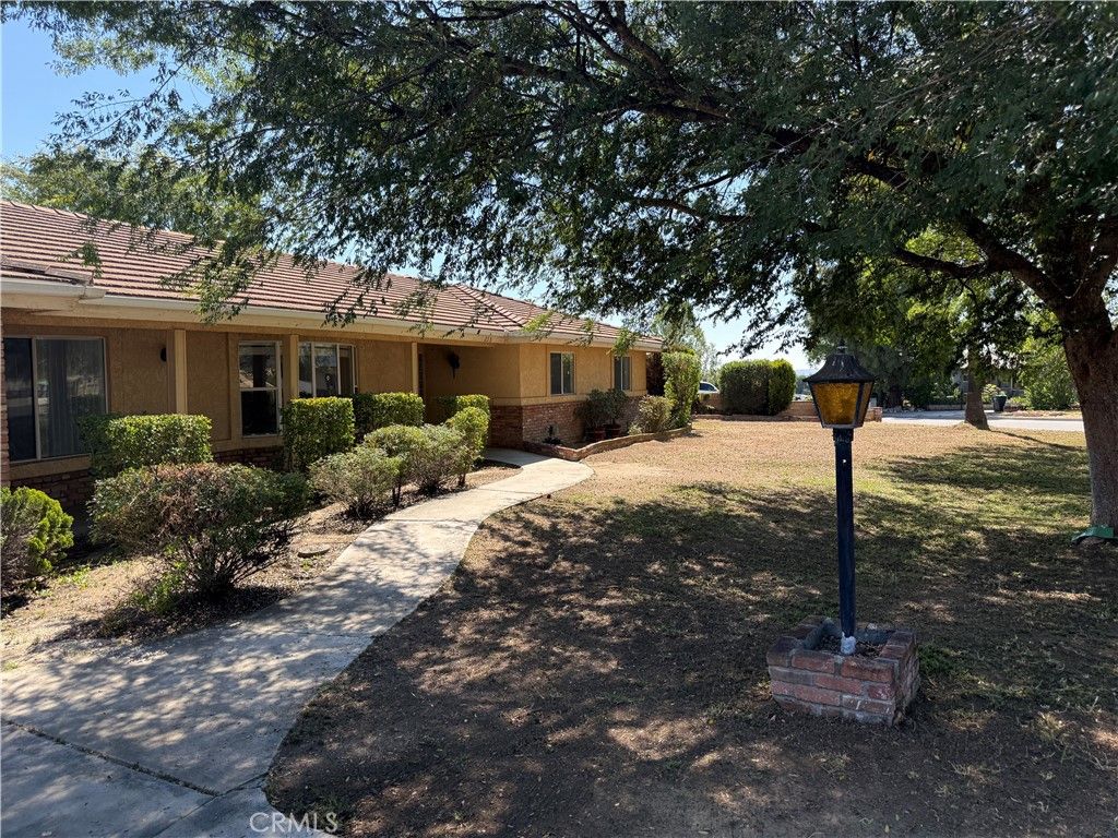 225 Summit View, Calimesa, CA 92320
