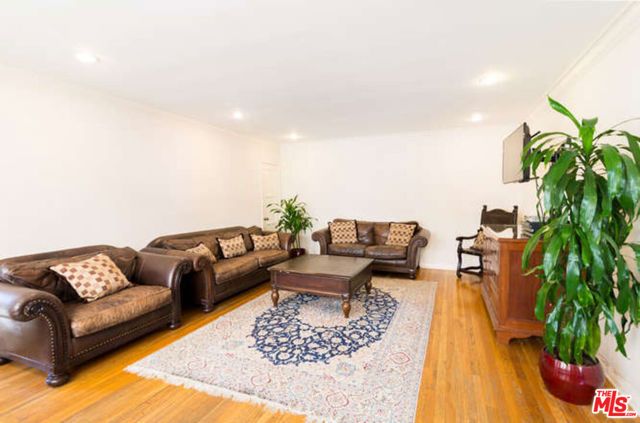 10771 MASSACHUSETTS Avenue, Los Angeles, CA 90024