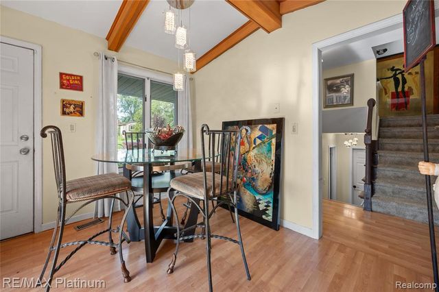 1329 Rollins Street, Grand Blanc, MI 48439