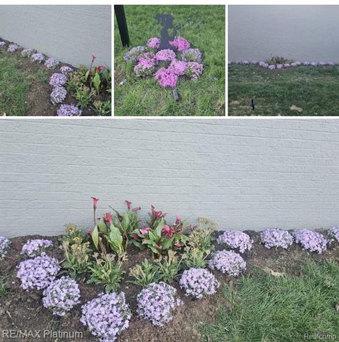 1329 Rollins Street, Grand Blanc, MI 48439