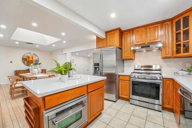 1470 Caliente Way, San Jose, CA 95132