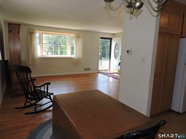 796 Avery Street, South Windsor, CT 06074