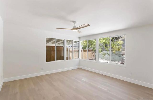 477 Meadowbrook, San Diego, CA 92114