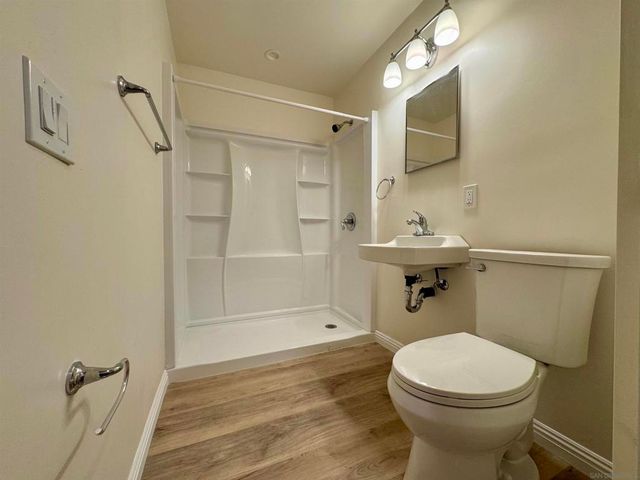 477 Meadowbrook, San Diego, CA 92114