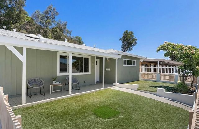 477 Meadowbrook, San Diego, CA 92114