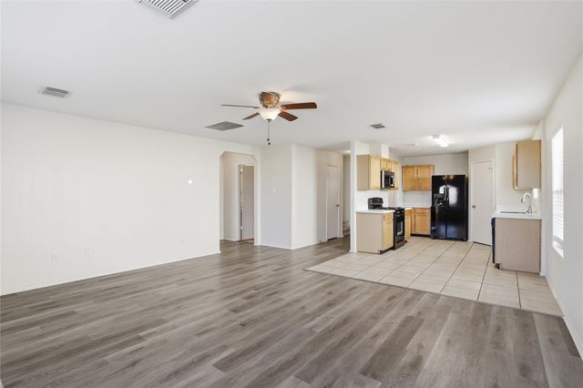 3826 Rowlock Vine Drive, Houston, TX 77084