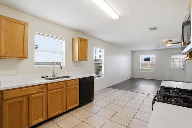 3826 Rowlock Vine Drive, Houston, TX 77084