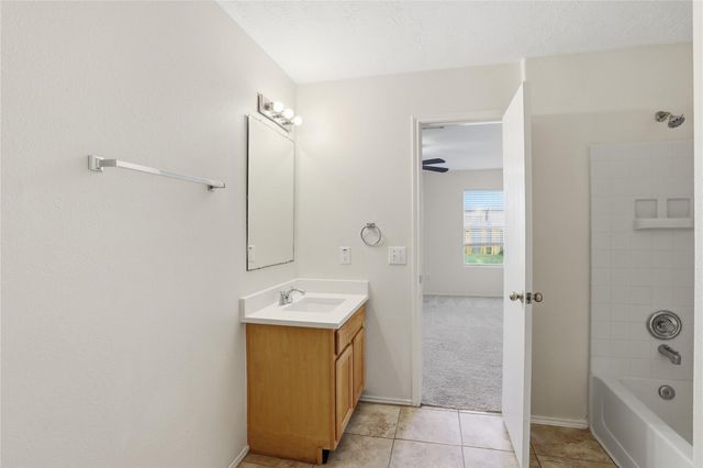 3826 Rowlock Vine Drive, Houston, TX 77084