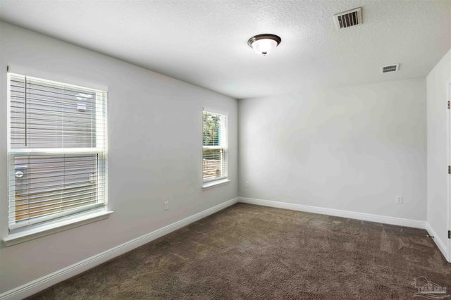 6263 Cardinal Cove Ln, Pensacola, FL 32504