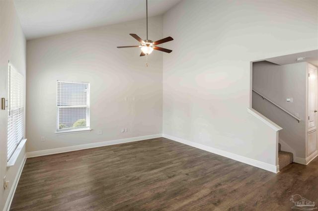 6263 Cardinal Cove Ln, Pensacola, FL 32504