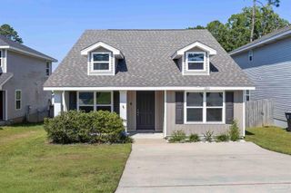 6263 Cardinal Cove Ln, Pensacola, FL 32504