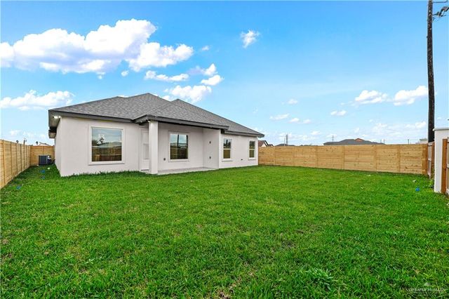 2405 N Gaytan Avenue, Edinburg, TX 78542