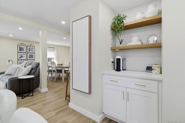 2125 North Drive, Seaford, NY 11783