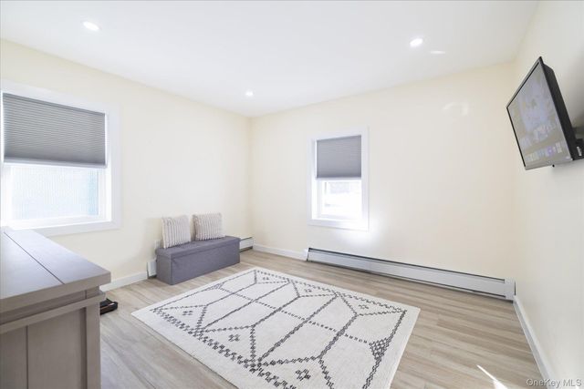 2125 North Drive, Seaford, NY 11783