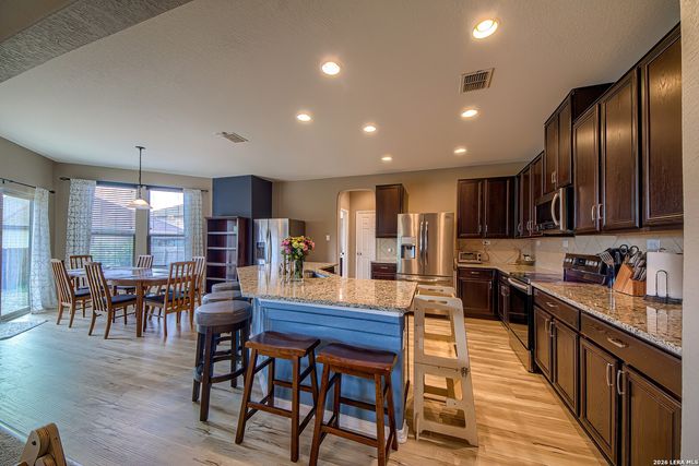 9750 Copperway, Converse, TX 78109